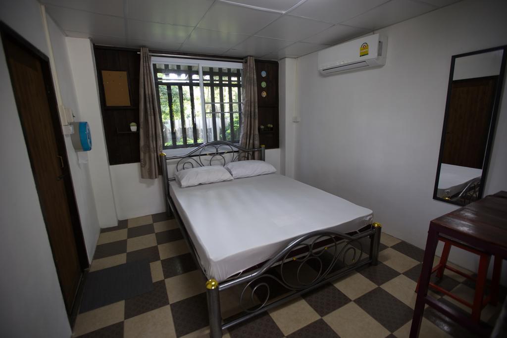 Hora Home Lampang Dış mekan fotoğraf