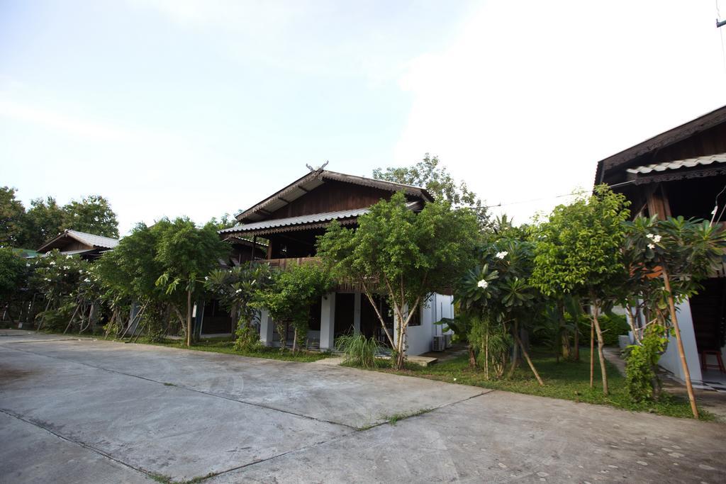 Hora Home Lampang Dış mekan fotoğraf