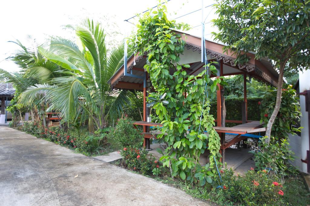 Hora Home Lampang Dış mekan fotoğraf